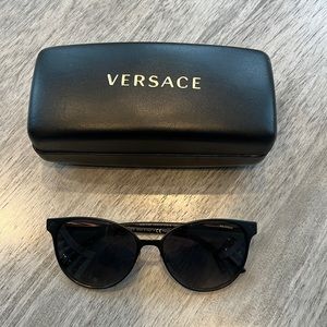 Versace polarized sunglasses VE2168 w/ case